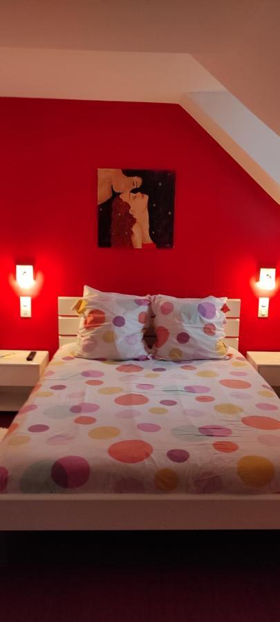 Le Petit Kerangoi Bed & Breakfast Pont-Aven Exterior photo